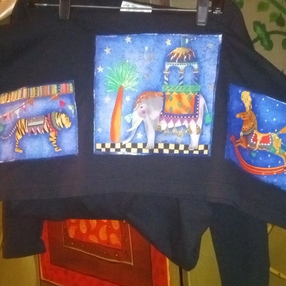 Shift dress with circus patches - Picture 5 of 5